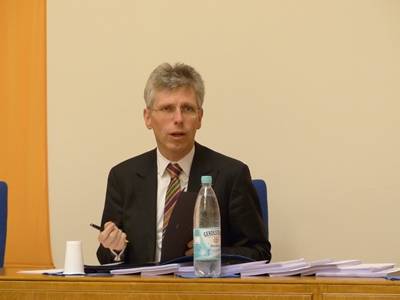 souverne Sitzungsleitung: Dr. Christoph Lehmann - souveräne Sitzungsleitung: Dr. Christoph Lehmann